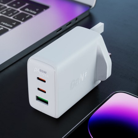 Travel Charger Acefast A44 Fast Charging 2xUSB-C PD65W USB-A GaN White with UK Plug